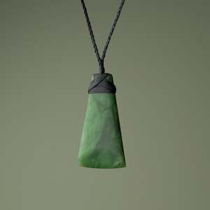 Medium Large Matte Pounamu Toki