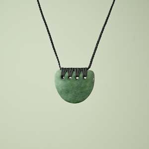Medium Kawakawa Pounamu Breastplate