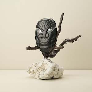 Ornaments: Tāne Mahuta Pounamu Sculpture – Growth & Guardianship