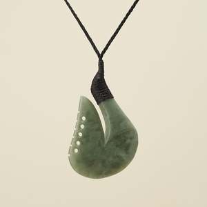 Hei Matau Inanga Greenstone Large, Black Binding