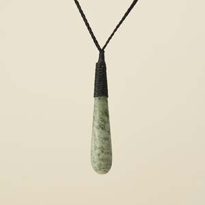 Roimata Medium Kōkopu Bound Pounamu Pendant Black Binding