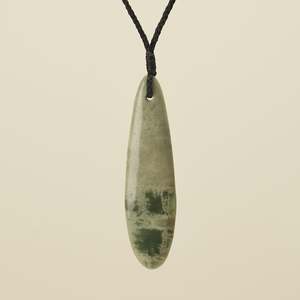 Roimata Raukaraka Pounamu Medium Large Pendant