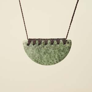 Kōuma Breastplate Kōkopu Pounamu Large Pendant