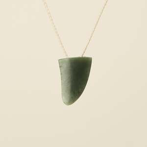 Protection: Niho Tooth Inanga Pounamu Small Pendant