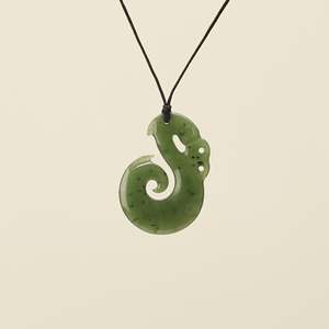 Manaia Greenstone Medium Pendant