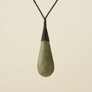 Roimata Teardrop Raukaraka Large Pendant