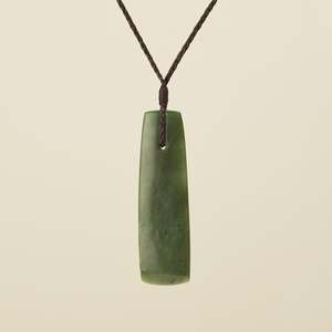 Toki Kawakawa Pounamu Pendant Large, Brown Binding