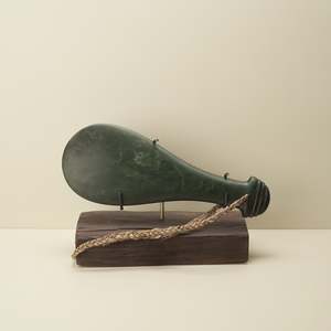 Mere Kawakawa Greenstone Extra Large Sculpture, Flax Binding
