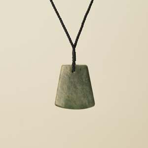 Toki Inanga Medium Pounamu, Black Binding