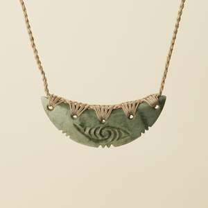 All: Whakarei Breastplate Medium Pounamu Pendant