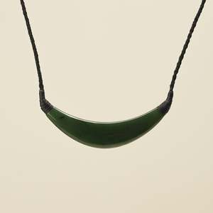 Greenstone Pounamu Breast Plate Necklaces: Kōuma Breastplate Curved Greenstone Pendant