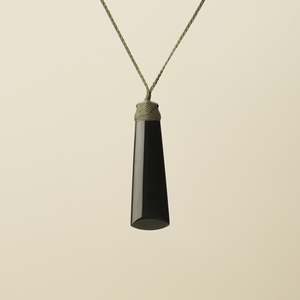 Autumn Sale: Toki Kawakawa Polished Pounamu Large, Khaki Binding