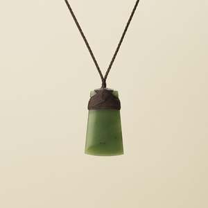 Medium Kahurangi Pounamu Toki
