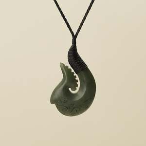 Hei Matau Whakarei Large Pounamu Pendant