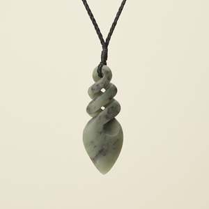 Pikorua Twist: Large Inanga Pikorua - Triple Twist