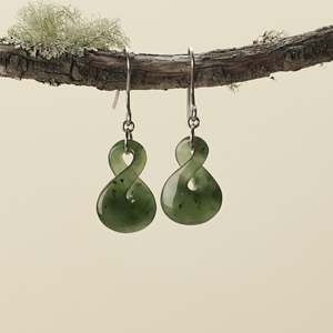 Pikorua Greenstone Small Drop Earrings