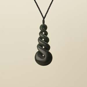 Pikorua Twist Kawakawa Pounamu Pendant Large