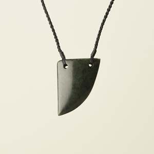 Niho Tooth Pounamu Medium Pendant