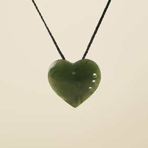 Pendants: Notched Heart Kawakawa Pounamu Large Pendant