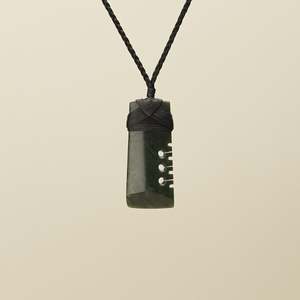 Notched Toki Kawakawa Small Pounamu Pendant