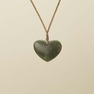 Manawa Heart Inanga Pounamu Pendant Small