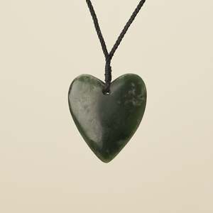 Manawa Heart Kawakawa Pounamu Medium Large Pendant