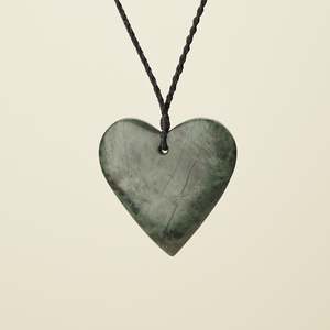 Manawa Heart Kawakawa Pounamu XL Pendant, Black Binding