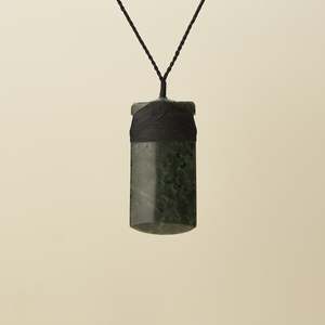 Toki Adze: Extra Large Toki Pounamu Pendant
