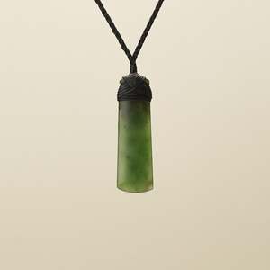 Pendants: Small Kahurangi Toki Pounamu Pendant