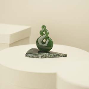 Small Greenstone Pikorua Sculpture