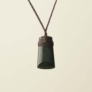 All: Toki Darker Kawakawa – Pounamu Small Pendant, Brown Binding