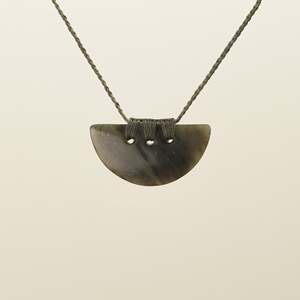 All: Kōuma Breastplate Kahurangi Small Pounamu Pendant