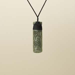 Toki Medium Inanga Whakarei Pounamu Pendant