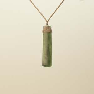 Toki Kahurangi Medium Large Pounamu Pendant