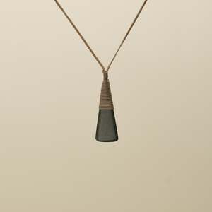 Kawakawa Small Toki Pounamu Pendant