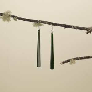 Kawakawa Pounamu Large Drop Earrings