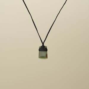 Kahurangi Inanga XS Toki Pounamu Pendant, Black Binding