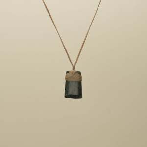 Kōkopu Small Medium Toki Pounamu Pendant, Tan Binding