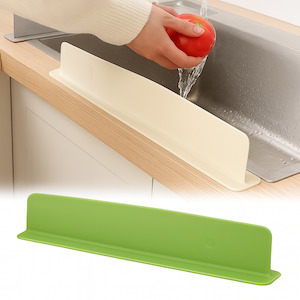 House Garden: Kitchen Sink Splash Guard