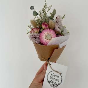 Harris Blooms: Mini Floral Bunches