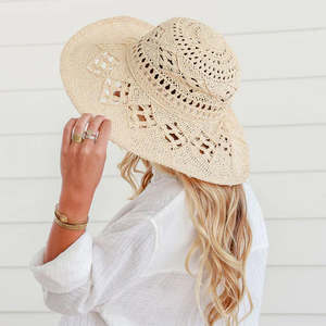Summer Essentials: Sky Hat - Tan