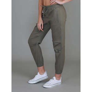 Third Story: Torquay Pleated Canvas Jogger Khaki