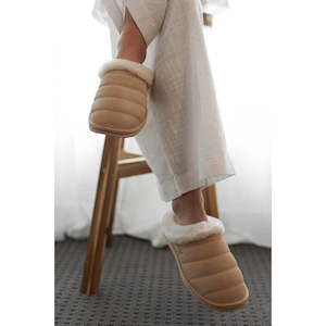 Footwear: Virginia Macadamia