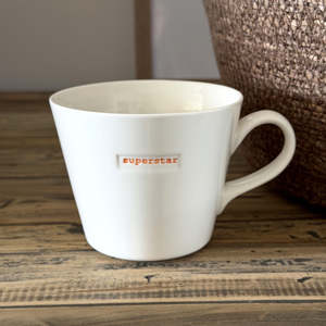 Kitchen Table: Mug Superstar