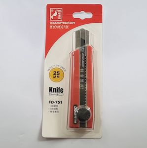 Building Home Reno: 25mm Snap Blade Knife