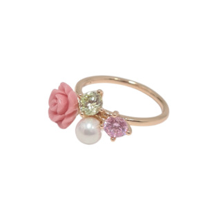 Rings 1: Pretty Floral CZ Ring