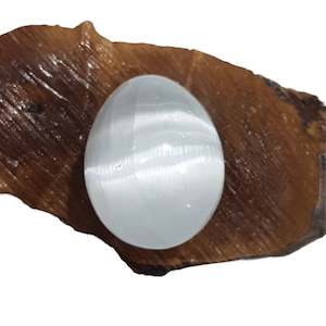 New Age Spiritual: Selenite Egg