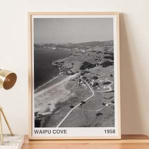 Auckland: Waipu Cove - 1958