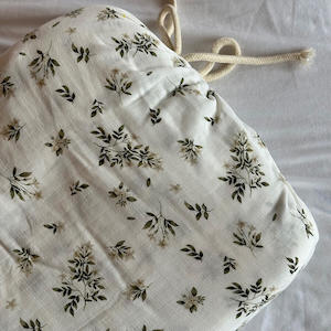 Frontpage: Jasmine Muslin Sheet Set