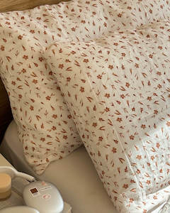 Frontpage: Brown Irem Pillowcase (Set of Two)